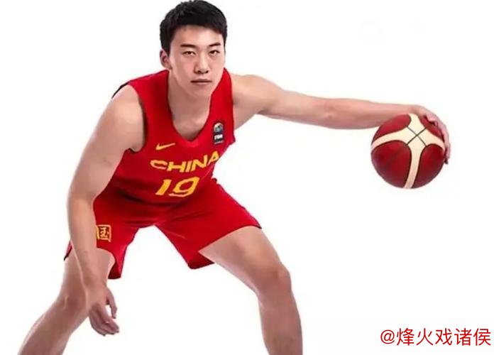 媒体人:青岛队有意王俊杰,拟用范汇鎏加现金交易 媒体人:青岛队有意王俊杰,拟用范汇鎏加现金交易